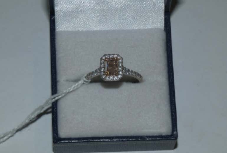 Auction lot image 1