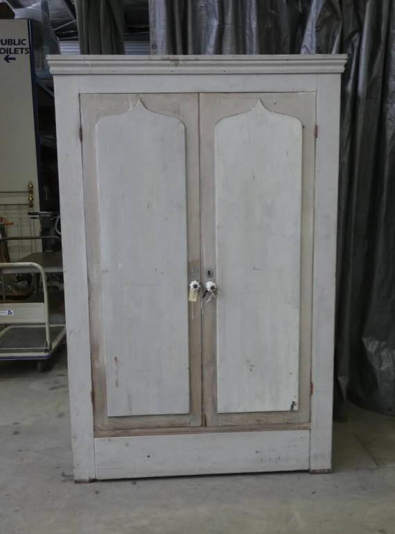 Auction lot image 10
