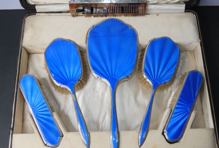 Auction lot image 6