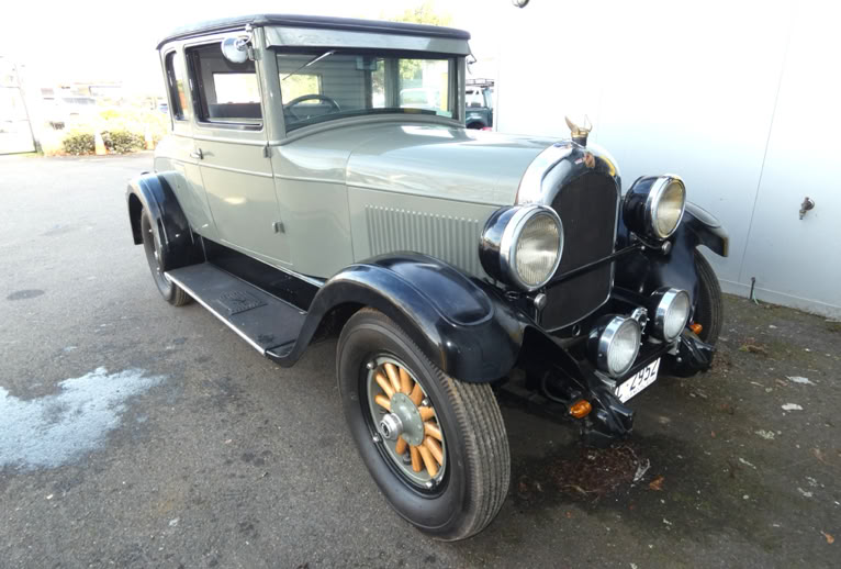 Auction lot image 6