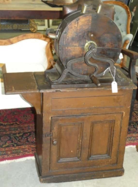 Auction lot image 8